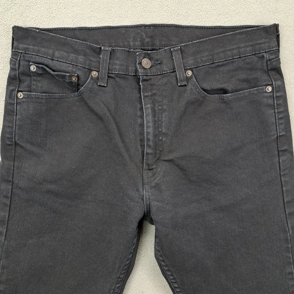 Levi's Men 505 Regular Fit Straight Leg Black Denim Jeans 33x30 (Measures 34x29)